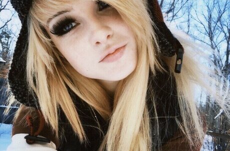 Shauna Dean Cokeland free actress pic