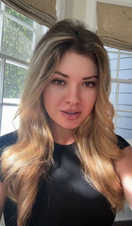 Natalie Winters model nice photo