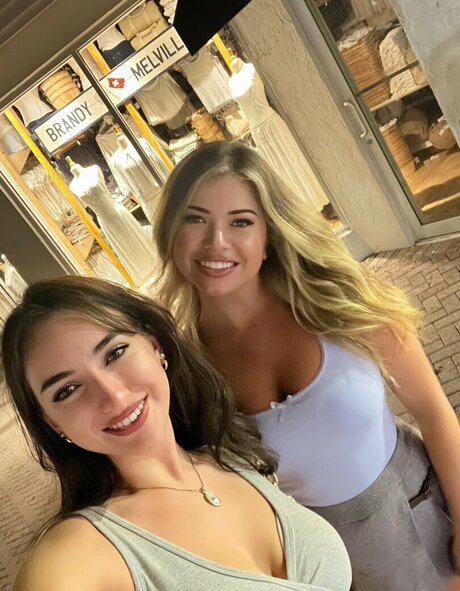 Natalie Winters sex pornstar pic