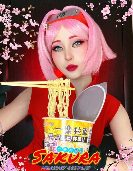 Mercury Cosplay star top picture