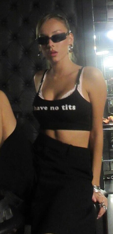 Ester Exp sito xxx pornstar photo