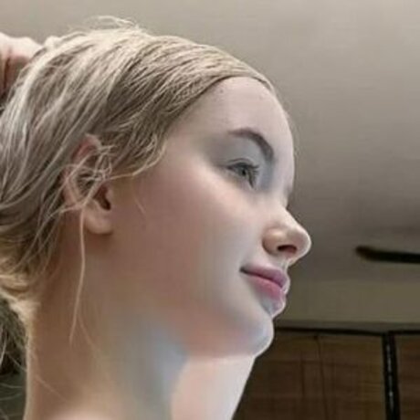 Dasha Gartman erotic model pictures