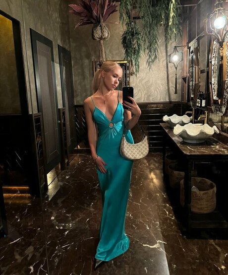 Agnessa Kosogon high quality model galleries