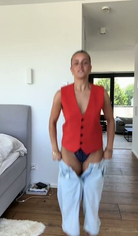 Lea Breuer model erotic gallery