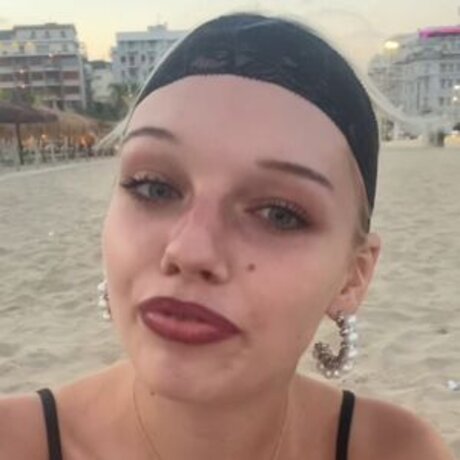 Leni Bahr adult star photo