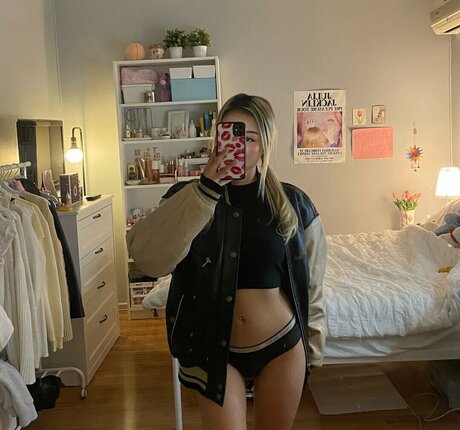 Ky9le star art galleries