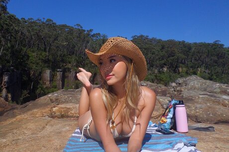 Ky9le star sexy archive