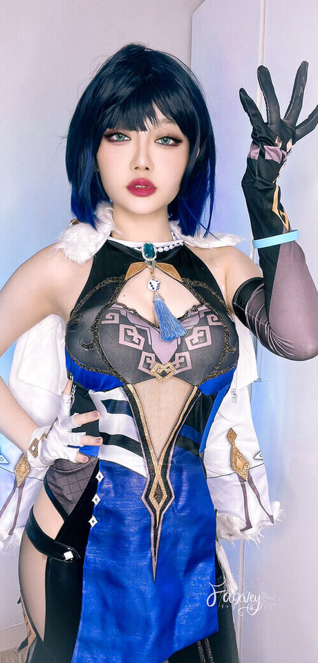 Faixvey pornographic model photo