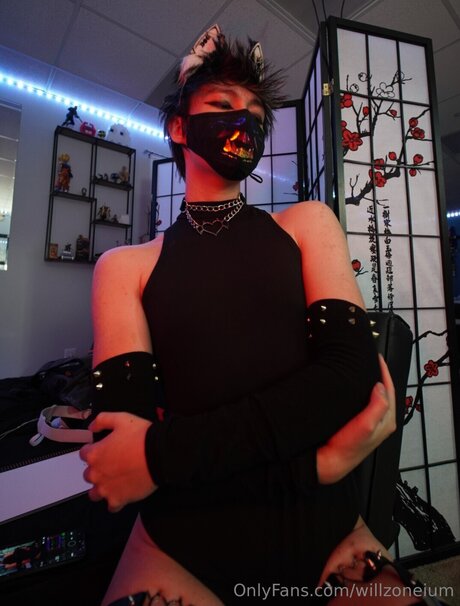 willzoneium model nude img