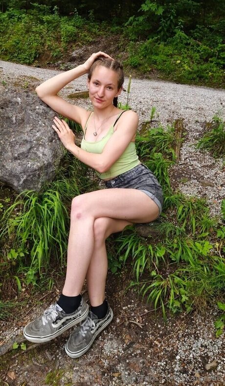 skaterbae perfect actress image