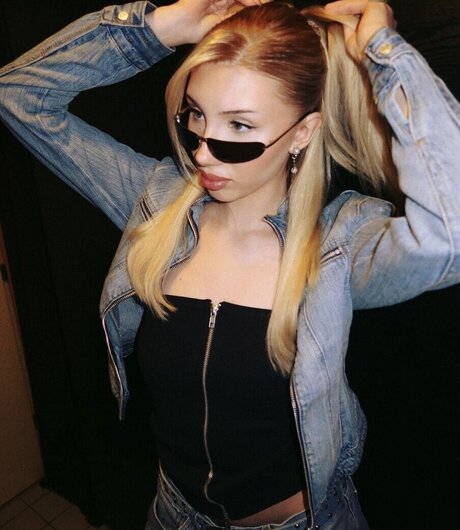 Tamara becca pornographic model images