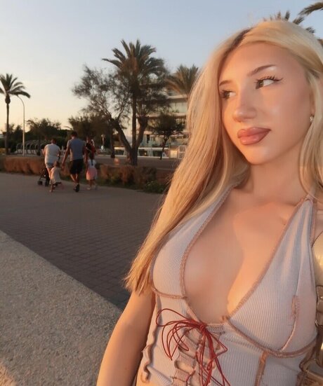 Tamara becca sexy star picture