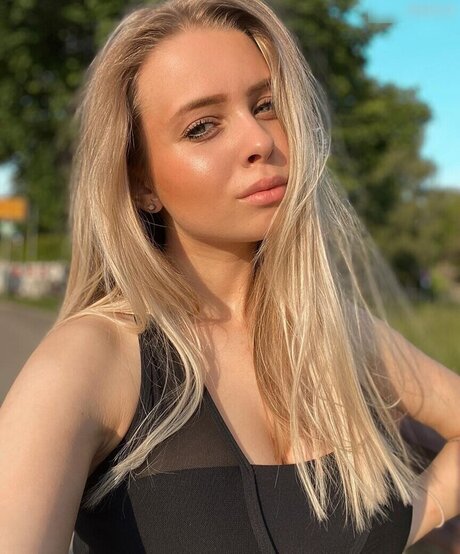 Kati Ktr nice pornstar pics