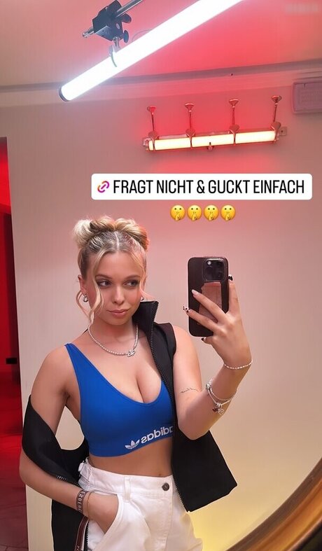 Kati Ktr hot actress galleries