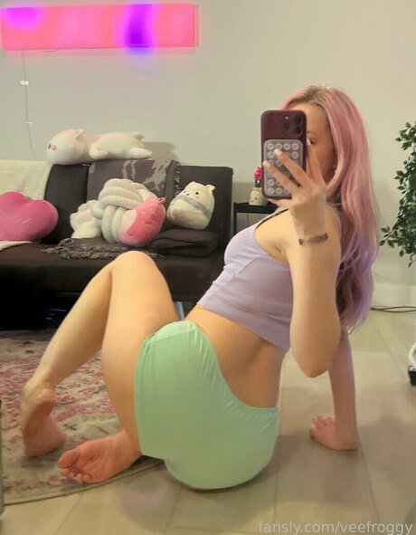 veefroggy star adult pics