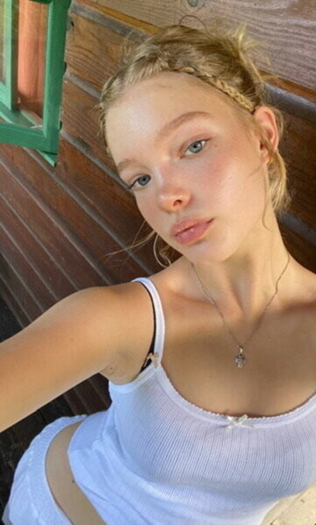 pdm clara pornstar sexy galleries