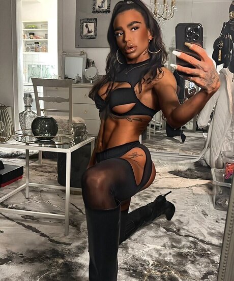 Anny Marry actress pic