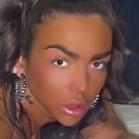 Anny Marry pretty pornstar img