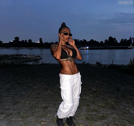 Anny Marry pornstar nudes pic