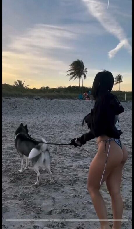 Mariana Villa nude actress photo