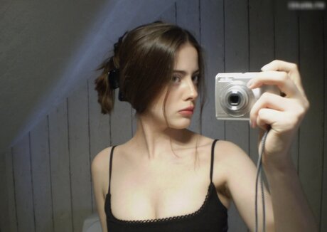 Dorozea model adult picture