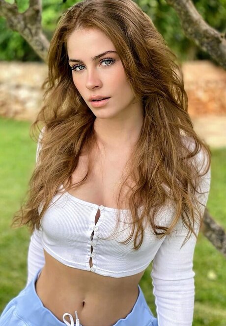 Kim Sara top star pictures