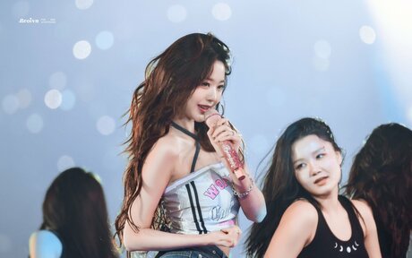 Jang Won young Profile pic