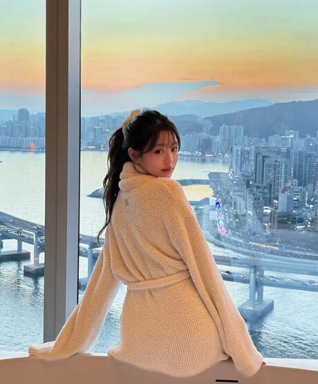 Jang Won young model beautiful photo