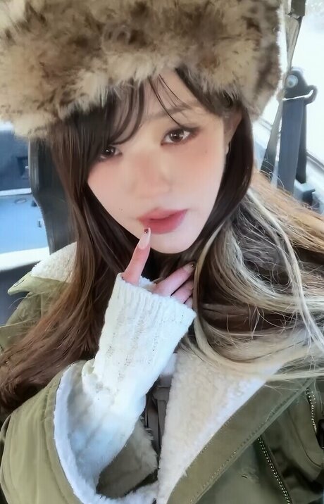 Jang Won young pornstar naked photos