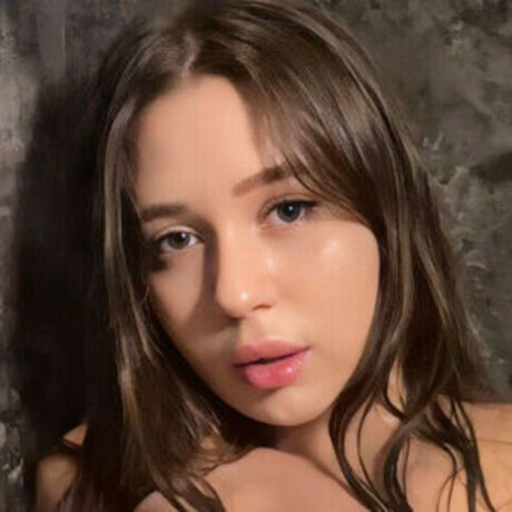 nastynestle star top image