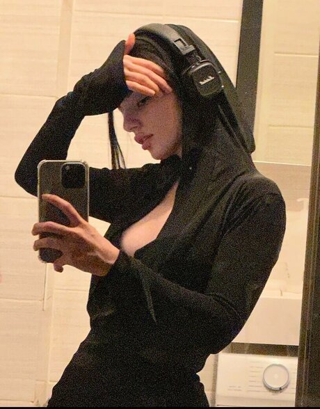 pizzahubbbb naked actress picture