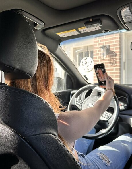 Emyleja xxx model pictures