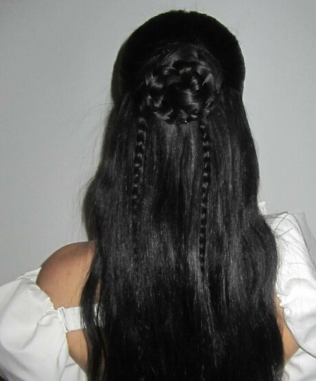 Pom Pom Squad star xxx archive