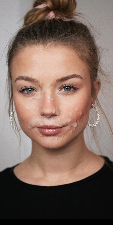 teen lesbian onlyfans art nude photo