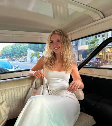 Facialize Me adult model pics