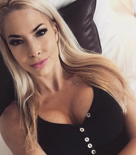 girlfriend onlyfans beautiful naked galleries