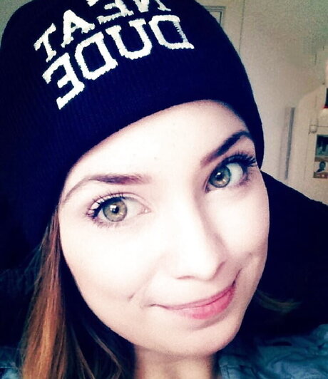 FreakinMagical pretty actress archive