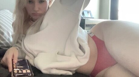 Elissa Beck pornstar hot photo