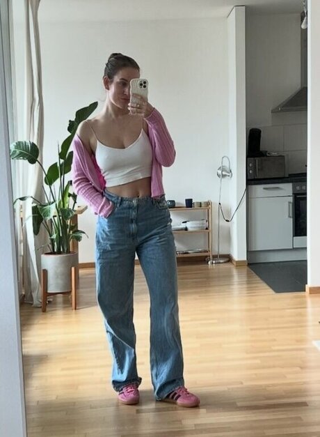 Justleo star perfect image