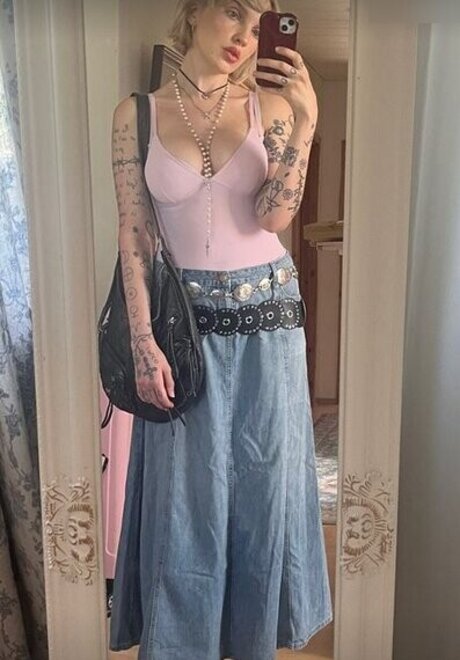 Mia Morgan high quality model pictures