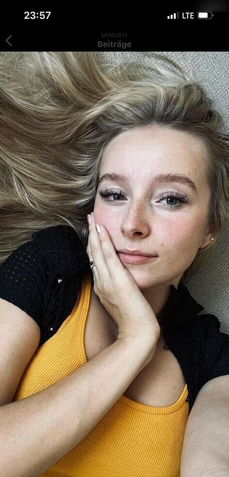 MinusElf porn actress photos