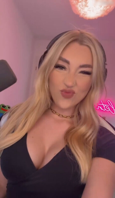 Starletnova high quality model pictures