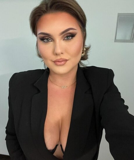 JohannaMuellner adult model galleries