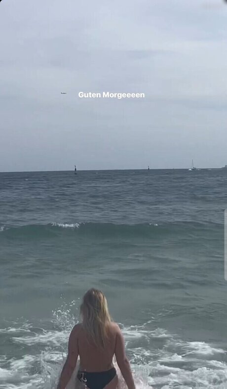 Viky kid naked actress pictures