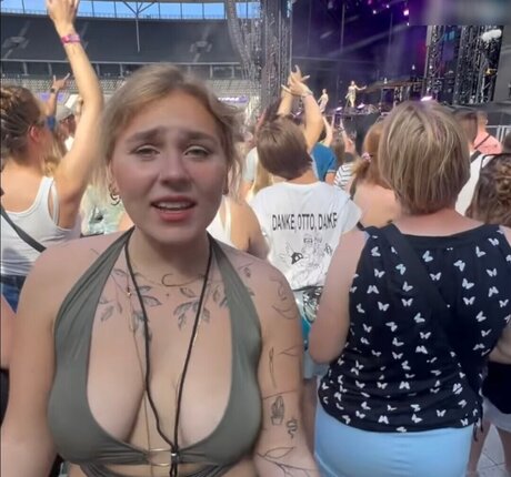 Viky kid beautiful star images