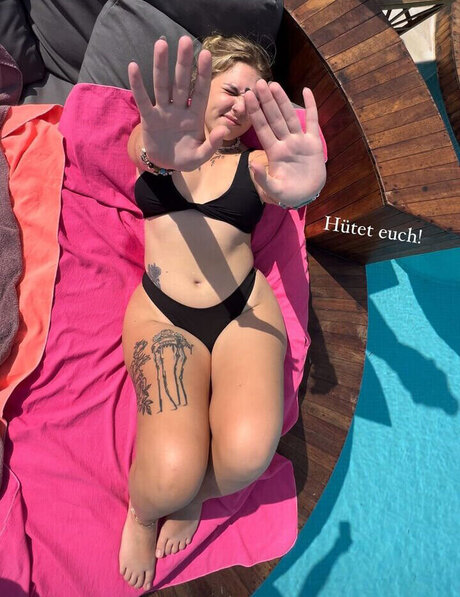 Viky kid star best pics