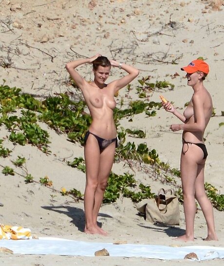 Edita Vilkeviciute adult model galleries