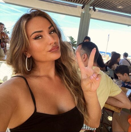 Jana Barca pretty model pictures