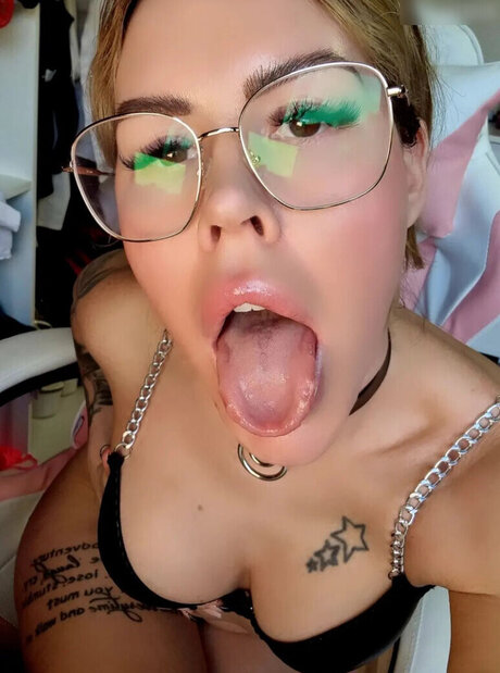 Lara Bergmann hd pornstar galleries