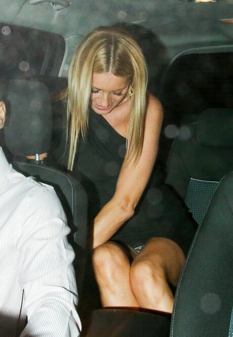 big pussy lips onlyfans porno pic